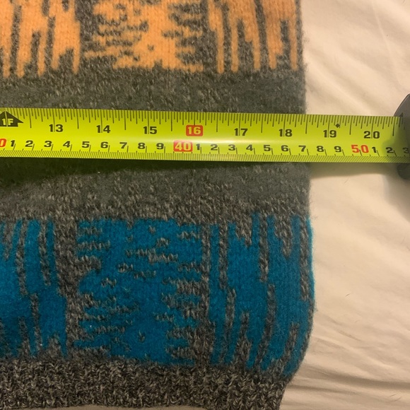 Mint Vintage Benetton sweater purchased 1985 - Picture 5 of 5